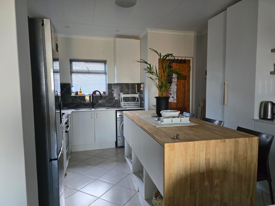 2 Bedroom Property for Sale in Kidds Beach Eastern Cape